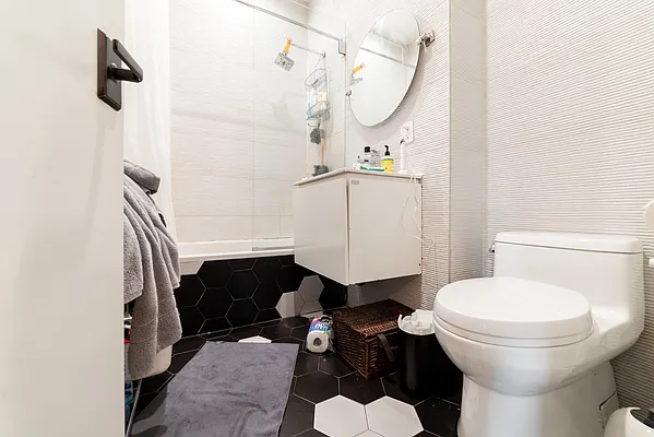 Rented by Maplewood Management | media 67