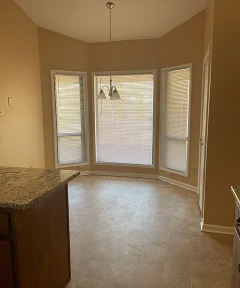 Breakfast area in kitchen