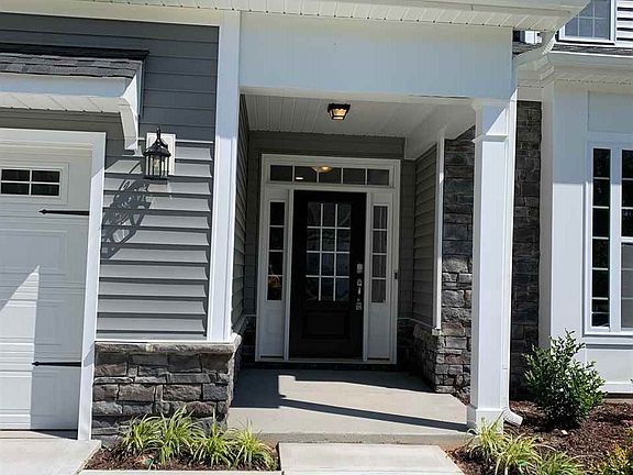 2nd image of 79 Bowhill Dr