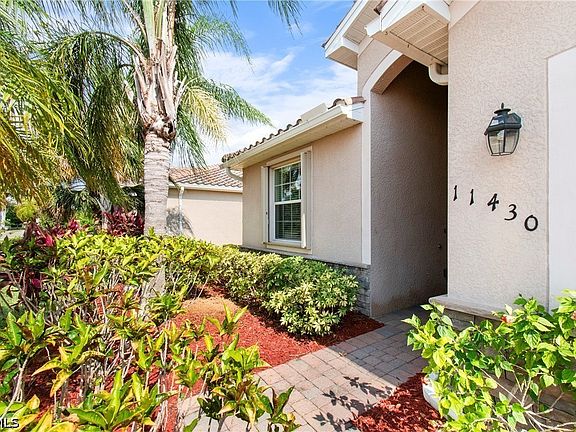 4th image of 11430 Icarus Cir