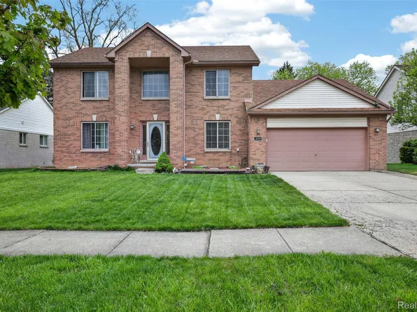 2699 Barns Dr, Westland, MI 48186