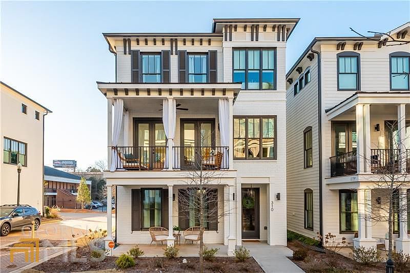 1st image of 310 Villa Magnolia Ln