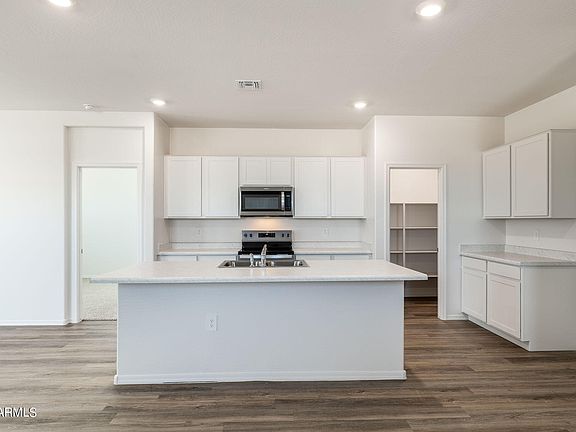 4th image of 18355 W SMOKETREE Drive