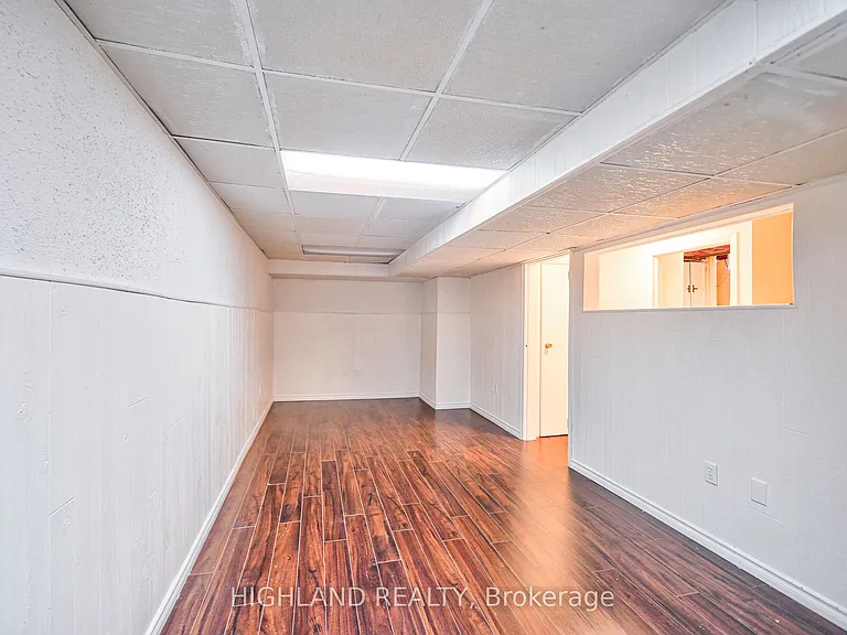 6455 Tisler Cres — Photo 33