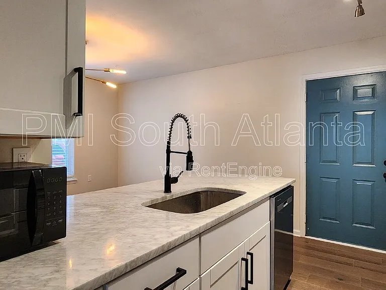 95 Thirkield Ave SE — Photo 14