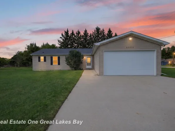 2500 Starlite Dr, Saginaw, MI 48603