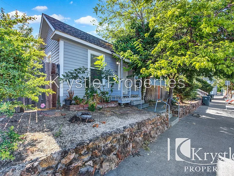 314 Marin St — Photo 2