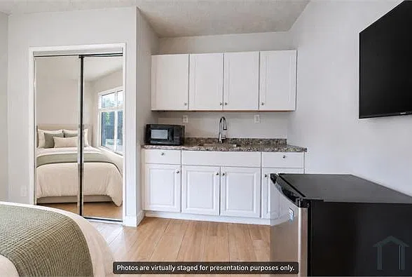 Studio, $1,895 — Photo 2