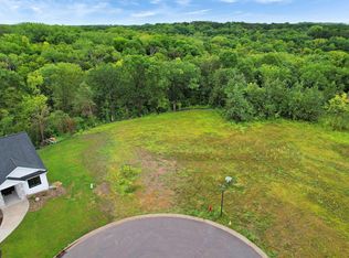 332 Linden Rd, Prescott, WI 54021