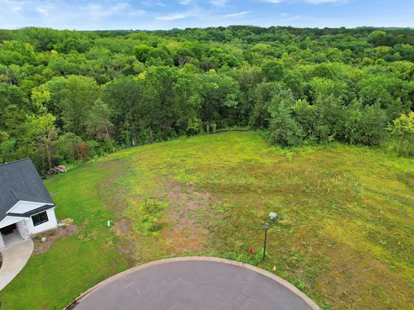 332 Linden Rd, Prescott, WI 54021