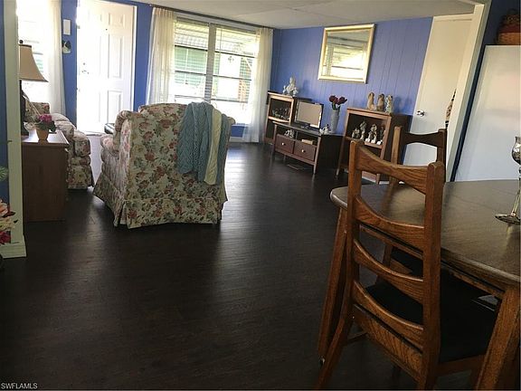 3rd image of 3058 Sky Villa Ln