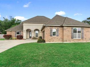 735 Solomon Dr, Covington, LA 70433