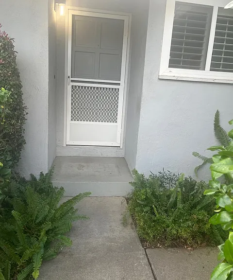 1542 Kooser Rd — Photo 2