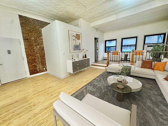 3rd image of 178 2nd Ave Floor 2
