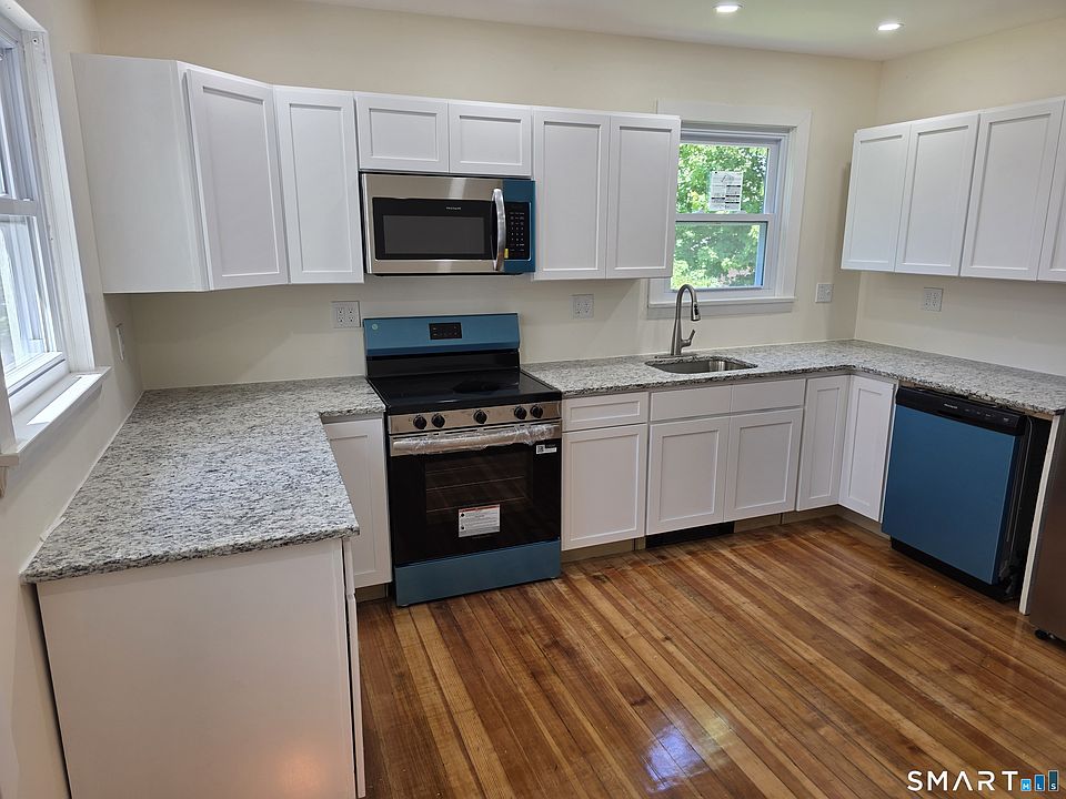 1st image of 54 Prospect St