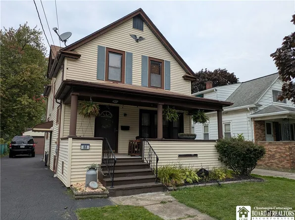 88 E Felton St, North Tonawanda, NY 14120