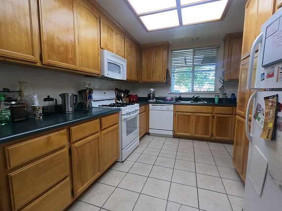 2nd image of 4614 Cowell Blvd
