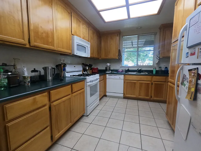 4614 Cowell Blvd — Photo 2