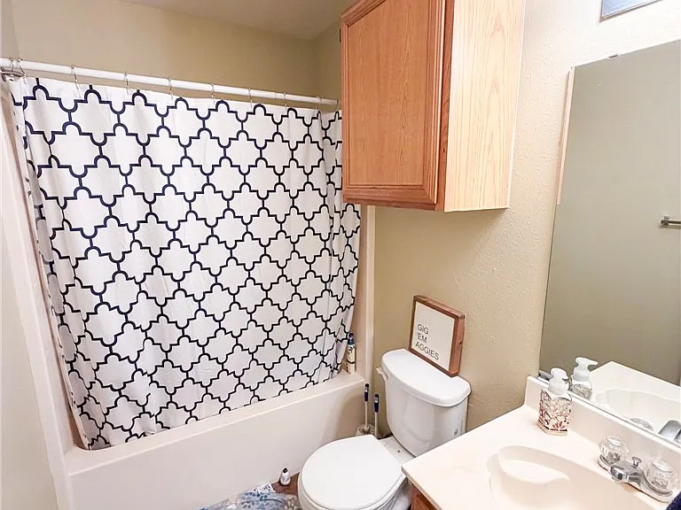 1005 Autumn Cir #B — Photo 8