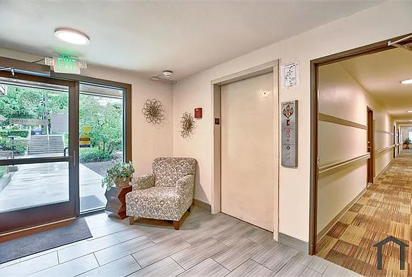 430 SW 154th St — Photo 7