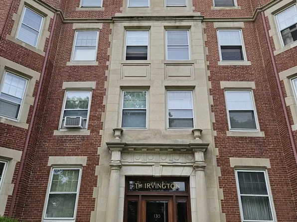 135 Pleasant St #13-34, Arlington, MA 02476