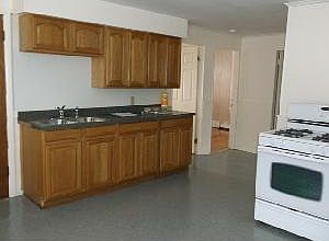 1st image of 219 Crawford St
