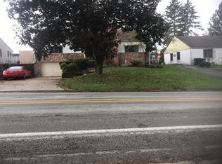 372 Logan Rd, Bethel Park, PA 15102