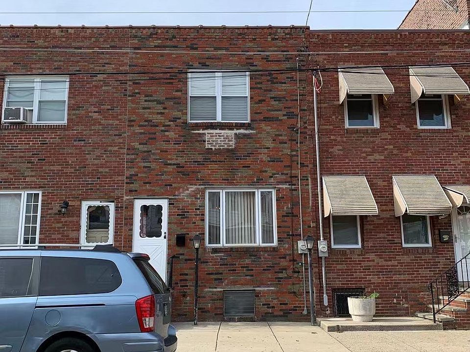 1st image of 2530 E Clearfield St