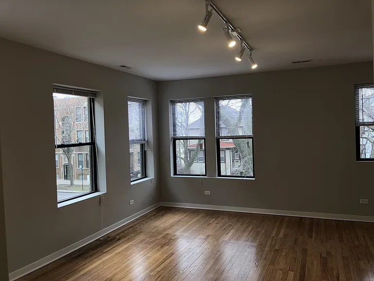 4821 N Christiana Ave #3 — Photo 11