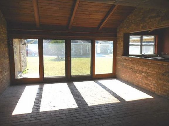 5th image of 10105 N Kelly Ln