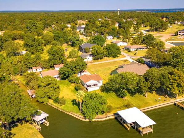 104 Bayside St, Livingston, TX 77351