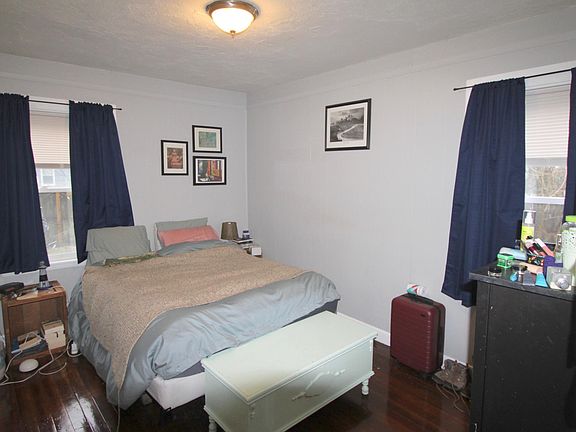 5th image of 127 De Pasquale Ave #6