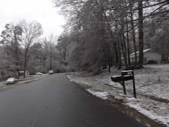 2nd image of 202 Duchess Dr