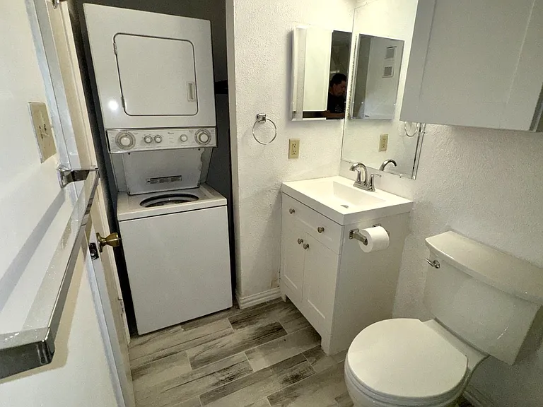 2300 Balsam Dr #G102 — Photo 10