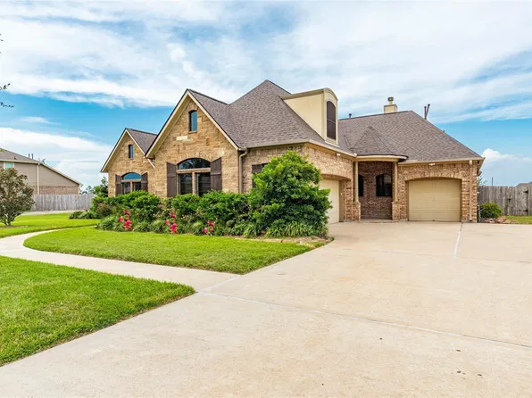 4827 Magnolia Bend Dr, Rosharon, TX 77583