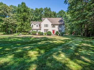 53 Duck Pond Dr, Groton, MA 01450
