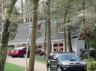 1655 Huntingdon Rd, Huntingdon Valley, PA 19006