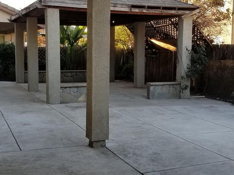 2nd image of 3339 Rutherford Dr