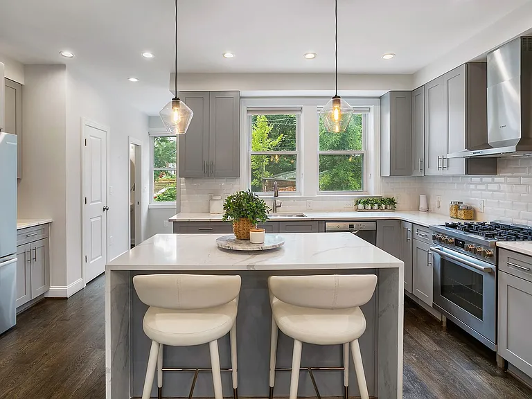 4023 New Hampshire Ave NW — Photo 5