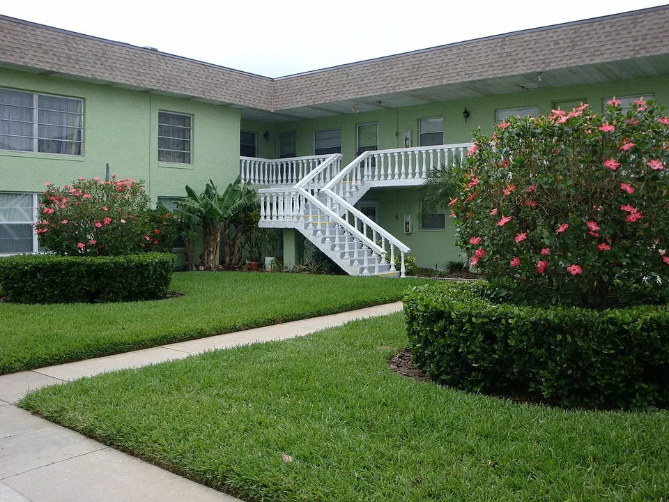 1250 S Pinellas Ave #802