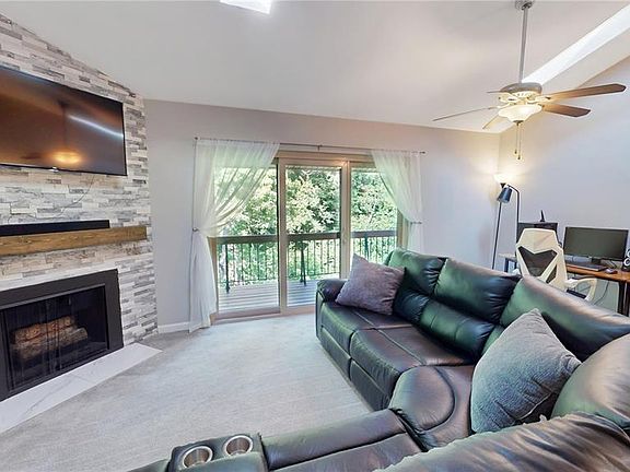 3rd image of 5262 Cedarstone Ct APT D