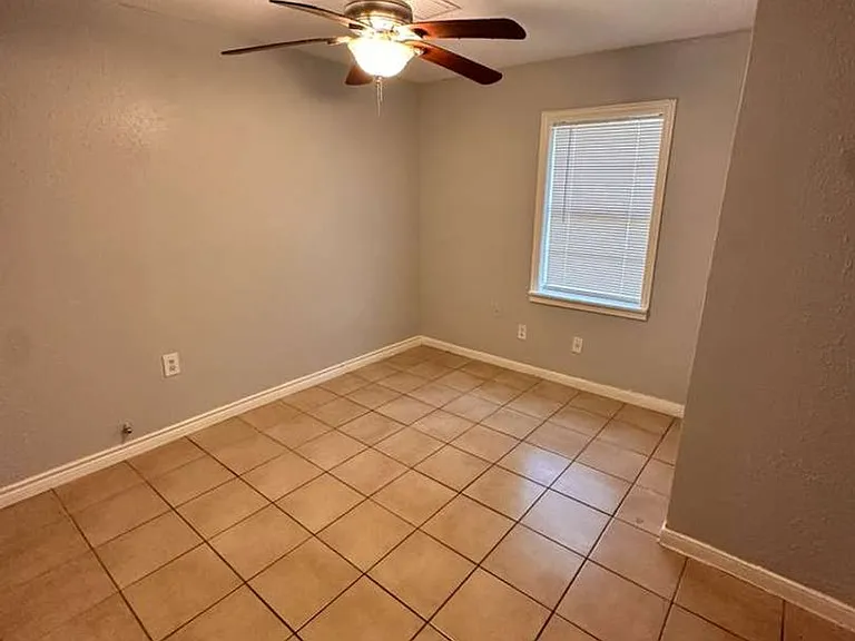306 Lake Rd — Photo 12