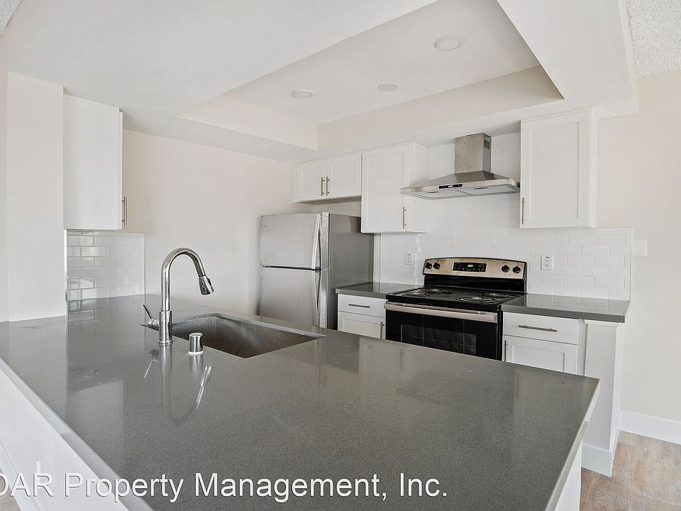 1st image of 425 Coronado Ave APT 104