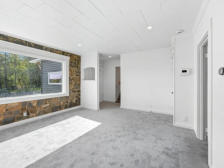 64 Leighton Rd — Photo 6