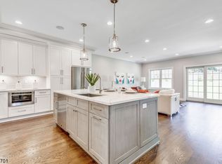 100 Orchard St, Summit, NJ 07901