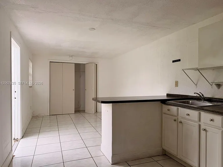 9815 SW 51st Ter #B — Photo 3