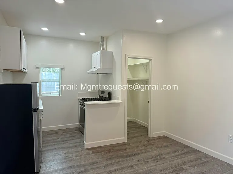 216 W Santa Fe Ave #2 — Photo 2