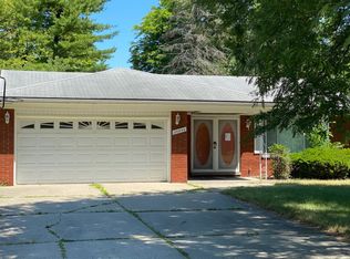 24840 Thorndyke St, Southfield, MI 48033