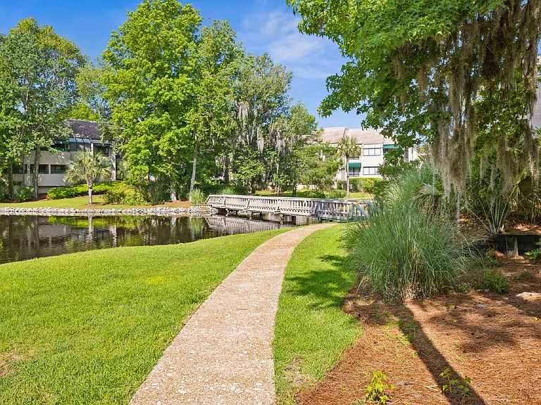 3 Shelter Cove Ln #7438 — Photo 42