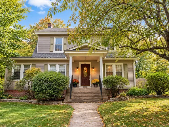 142 Springfield St, Springfield, MA 01107